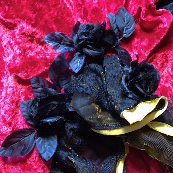 Donated Flamenco Spanish Dancer Costume w/ Shawl - Adult OS LNC - Picture 5 of 15